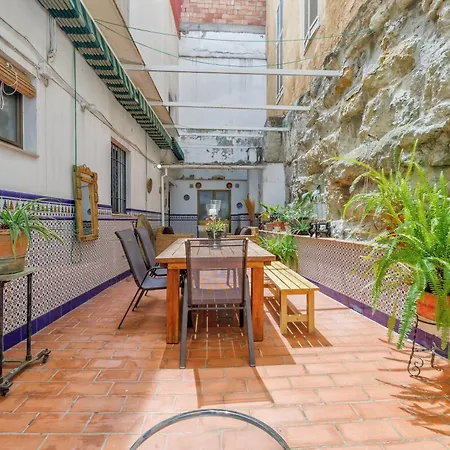 Apartament El Patio De La Muralla *